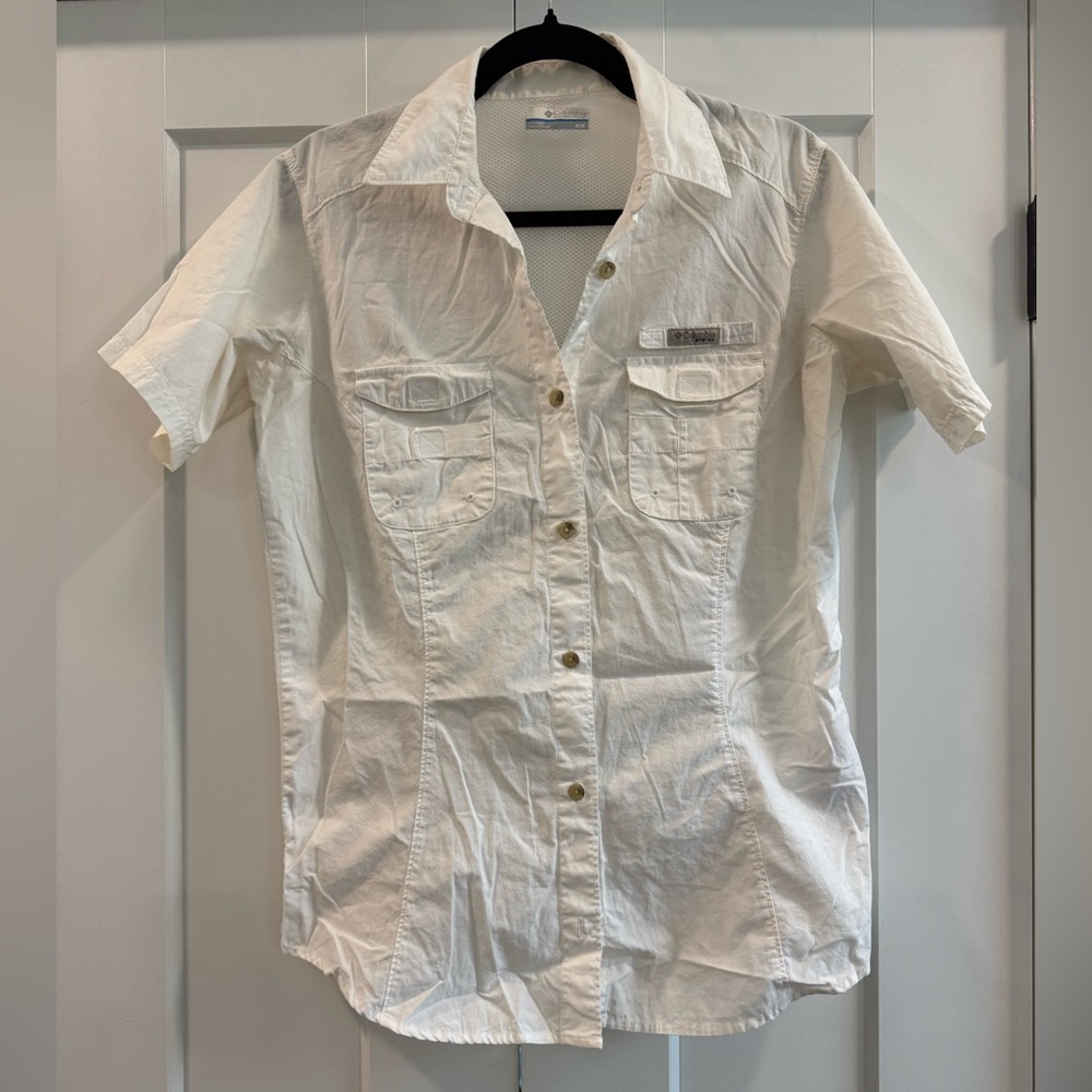 Women’s Columbia short sleeve fishing shirt